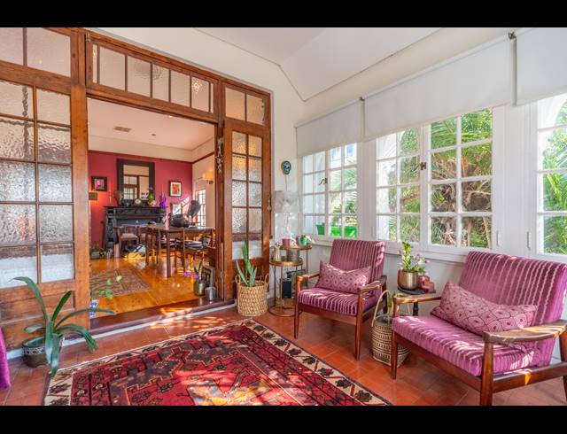 2 BEDROOM APARTMENT FOR SALE IN ESSENWOOD